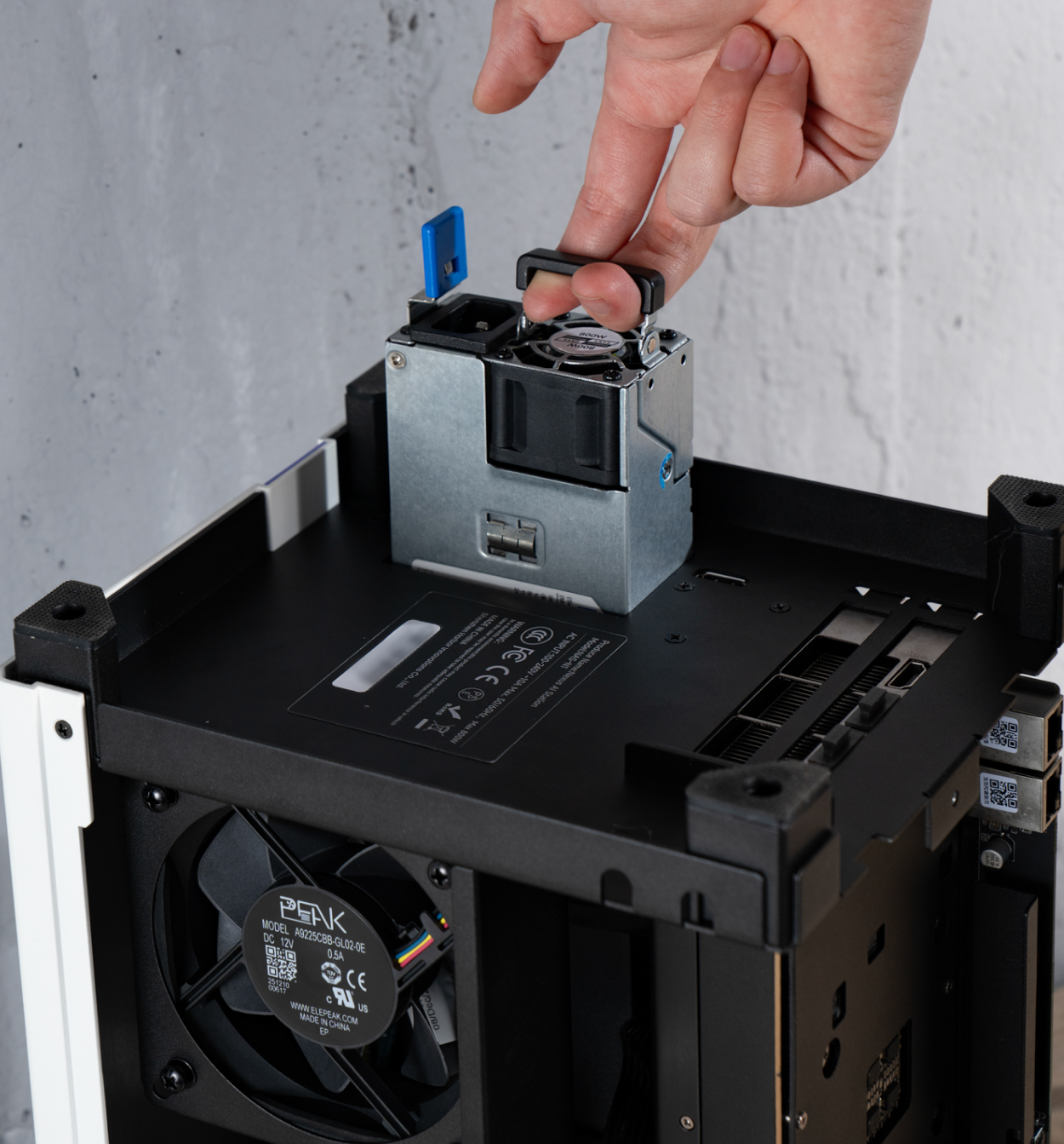 800W PSU: Unrestricted Power